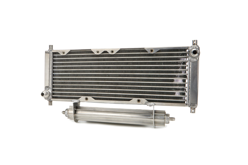 FLUIDYNE PERFORMANCE ORA.LEG - Oil Cooler Legends -8an Scoop / Brckts image