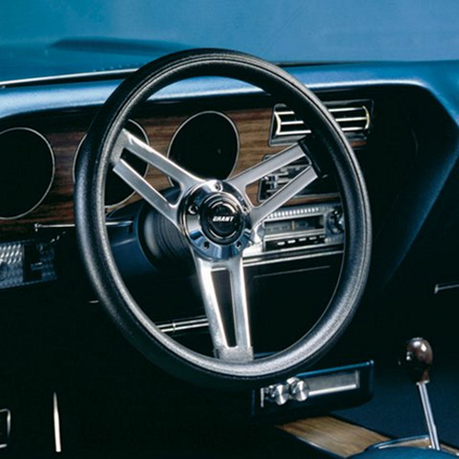 GRANT 990 - Classic Steering Wheel  image
