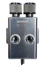 Load image into Gallery viewer, MOROSO 85391 - Breather Tank w/2 16an ORB Inlets w/2 Breathers image