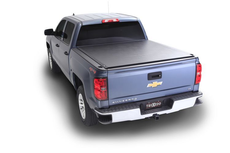 TRUXEDO 572601 - Lo Pro Tonneau Cover 19-   GM P/U 6.6ft bed image